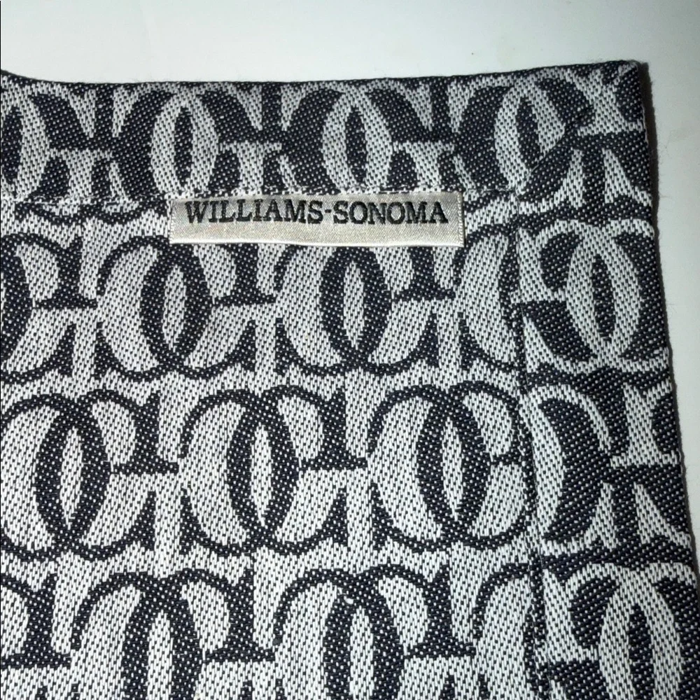 Williams Sonoma Logo Jacquard GC Napkins Set of 4 Denim Blue Gray